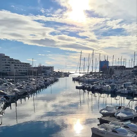 Studio With Balcony Facing The Port Apartment Mauguio
